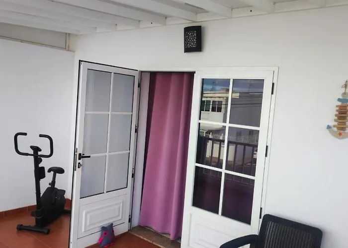 Feriehus Casa La Orilla 1 *
